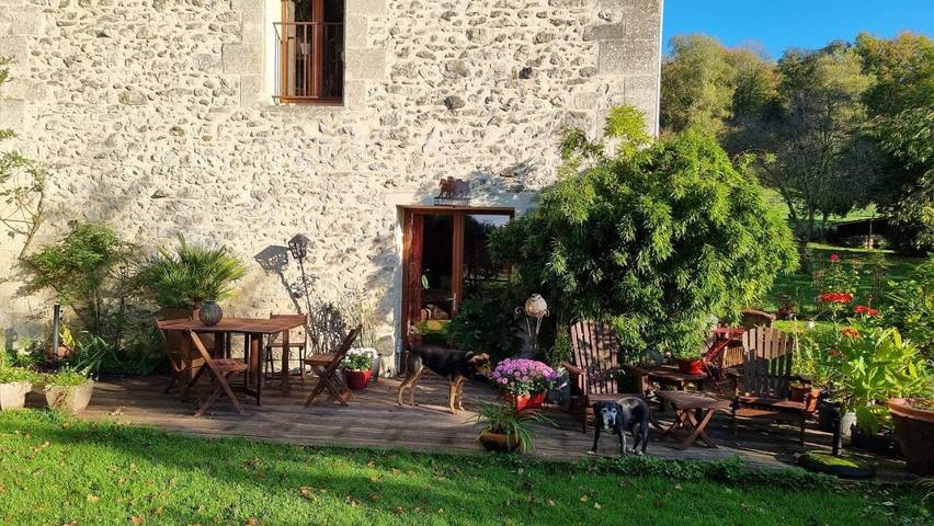 Maison d’hôte pour 3 personnes, avec Terrasse ainsi que Jardin et Vue