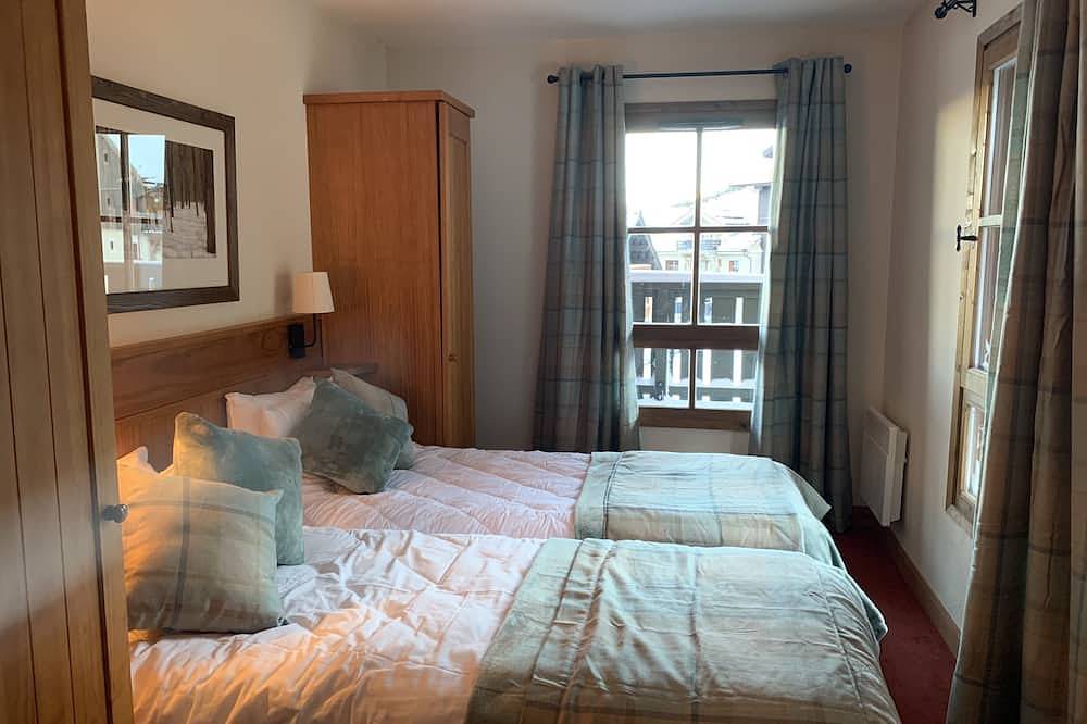 Apartamento entero, Propiedad de entrada y salida de esquí con chimenea acogedora y cálida. in Les Arcs, Bourg-Saint-Maurice