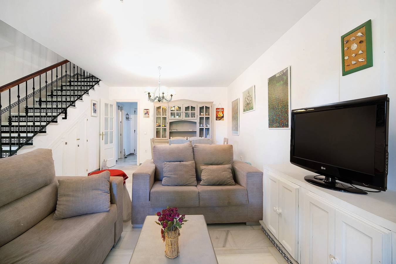 Casa de vacaciones "Chalet Cormoran" con terraza privada, piscina compartida y Wi-Fi in Novo Sancti Petri, Chiclana de la Frontera