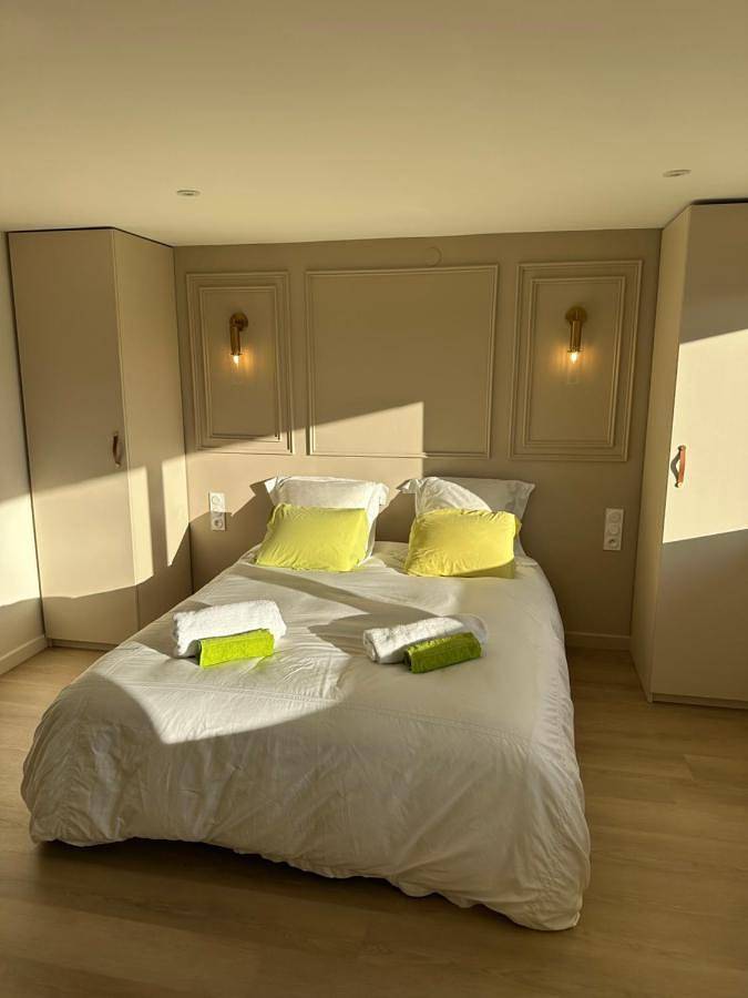 Ferienwohnung für 2 Personen, mit Terrasse und Garten sowie Ausblick in Doyenné de la Vallée du Doubs