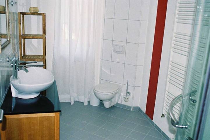 Cottage für 6 Personen, mit Balkon und Garten sowie Sauna in Groß Zicker - 3