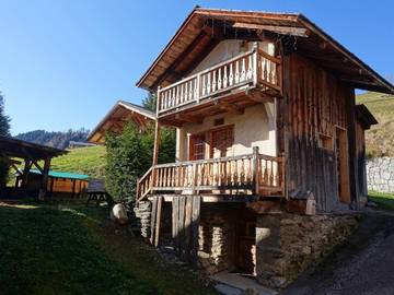 Chalet pour 3 personnes, avec balcon à Hauteluce
