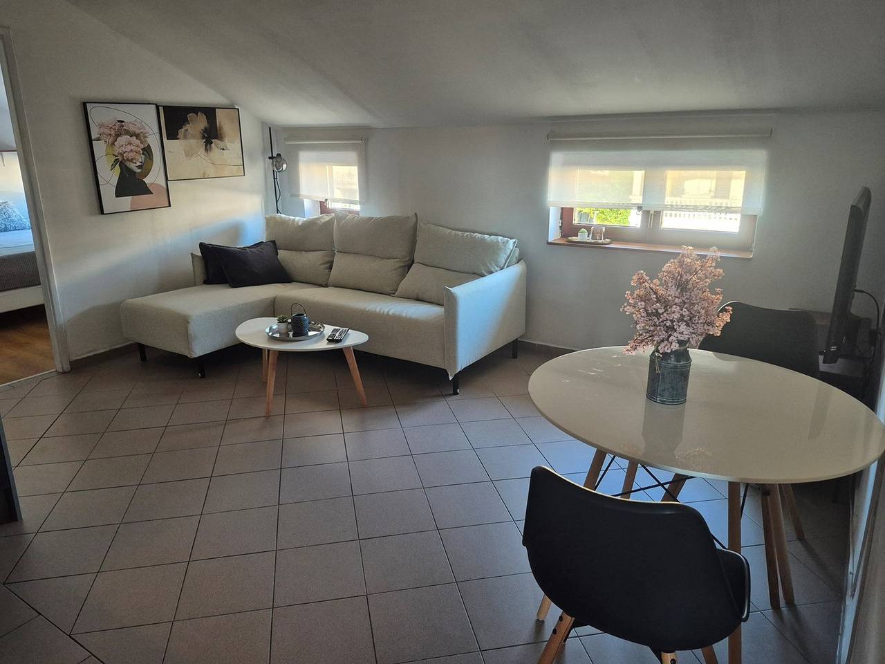 Ganze Wohnung, Ferienwohnung Vdovjak in Malinska auf der Insel Krk in Malinska-Dubašnica, Krk