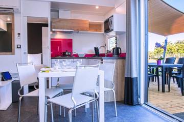 Camping pour 6 Personnes dans Vendres, Région de Béziers, Photo 1