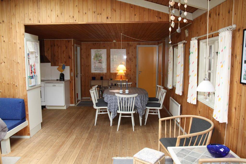 042 in Ho, Región de Varde