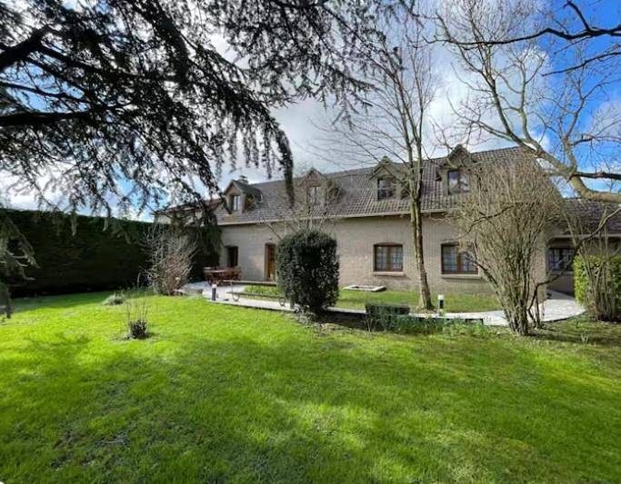 Location de vacances pour 8 personnes, avec Terrasse ainsi que Jardin et Vue à Ferques