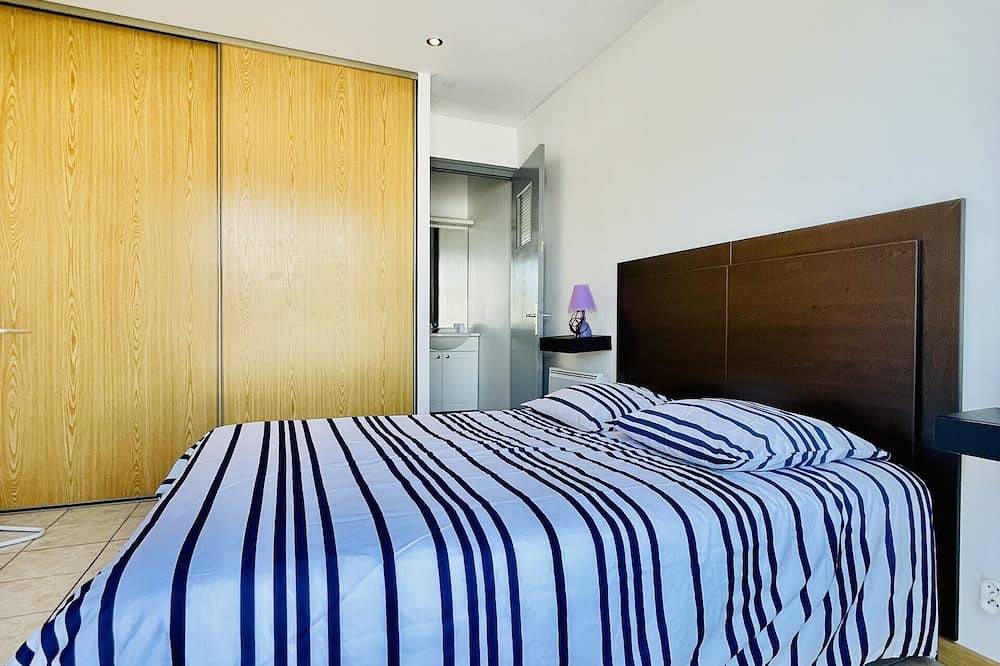 Entire apartment, Appartement Jacques Prévert in La Vôge-les-Bains, Épinal region