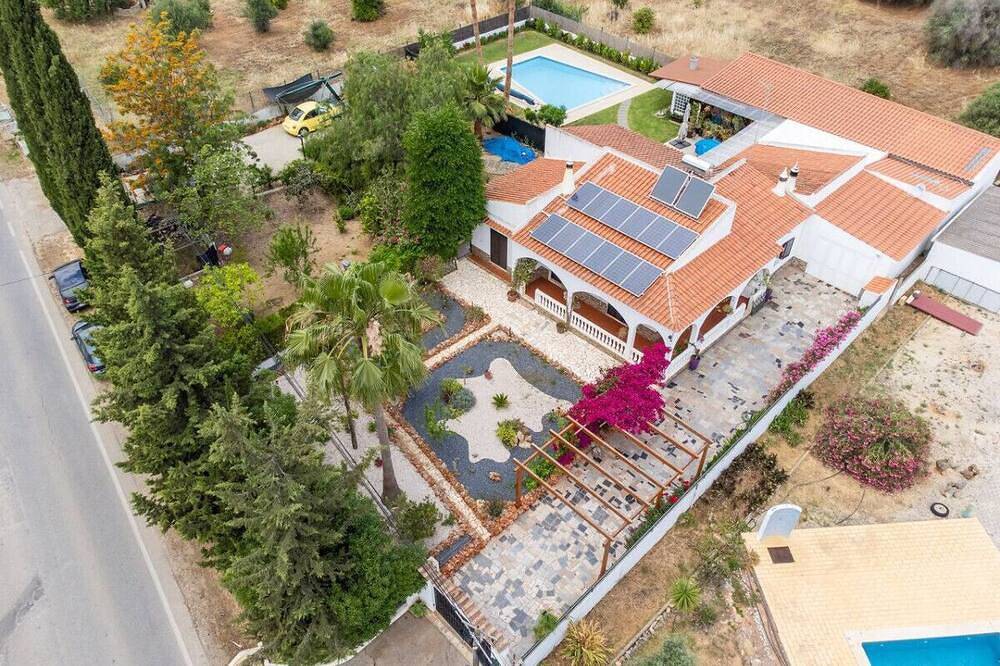 Rustic Retreat in Algoz in Algoz, Faro Distrikt