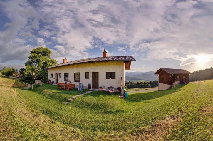 Bungalow für 7 Personen, mit Terrasse und Garten sowie Ausblick in Niederösterreich - 2