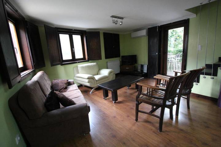 Location de vacances pour 6 personnes, avec jardin et piscine ainsi que vue et bassin pour enfant, animaux acceptés à Bragança - 4