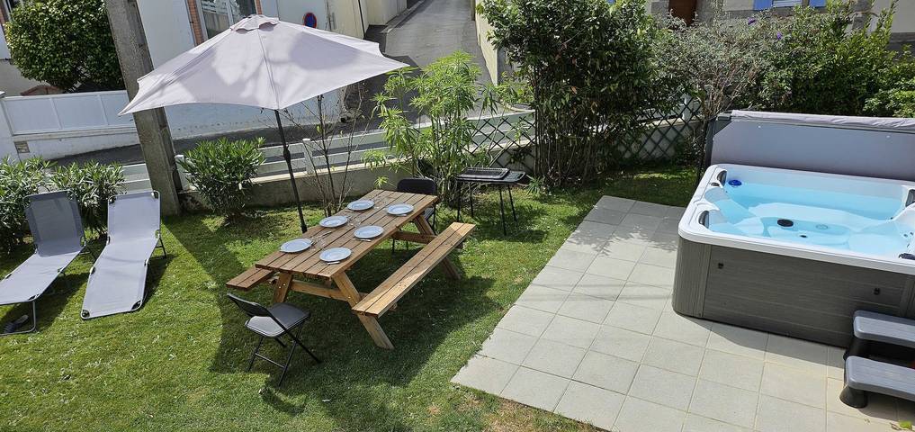 Casa de huéspedes para 6 personas, con jardín además de jacuzzi y terraza - 1