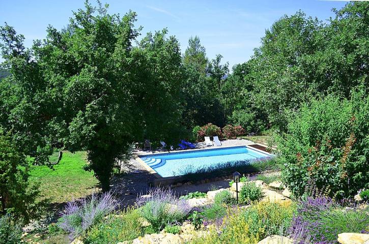 Country house for 3 people, with pool and garden as well as view, with pets - 1
