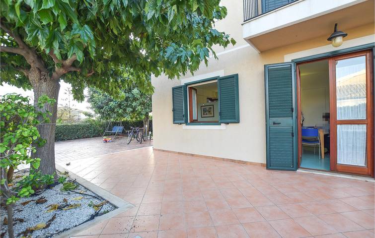 Casa vacanza per 5 persone, con Terrazza e Giardino a Marina di Modica