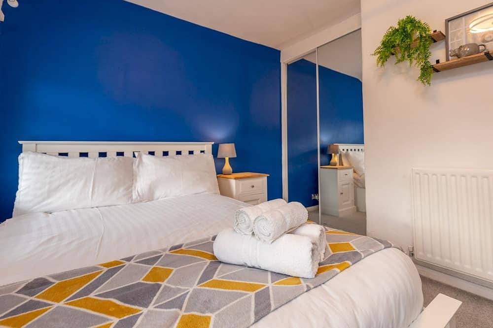 Charming 2Br Victorian Home – Perfect for 4 Guests | Pass the Keys in Stafford, Staffordshire