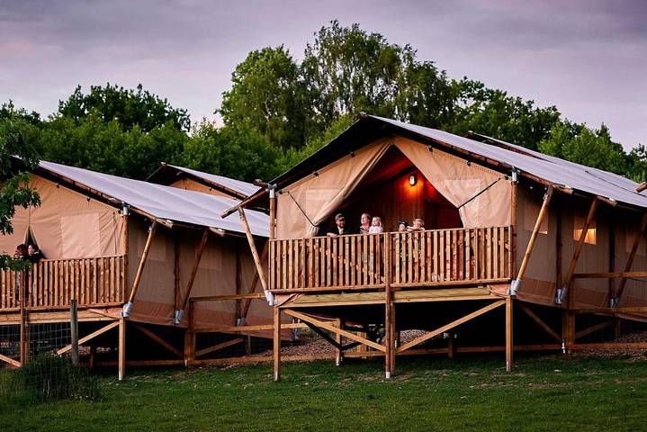 Camping für 4 Personen, mit Terrasse und Ausblick in Südschweden