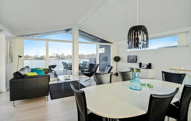 Ferienhaus für 6 Personen mit Terrasse in Nordostjütland