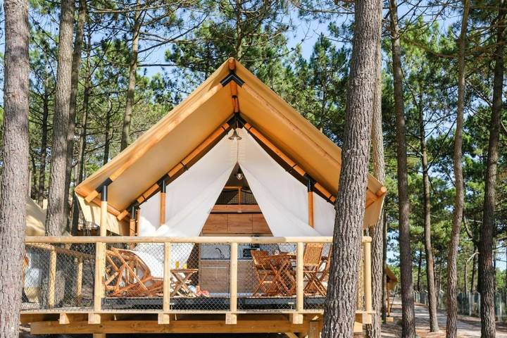 Vivendas de férias para 2 pessoas, com Jacuzzi e Terraço e ainda Jardim na Nazaré