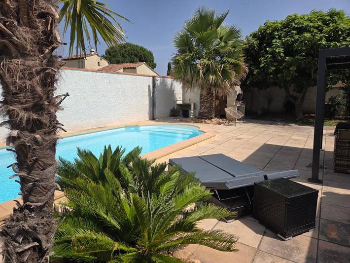 Chalet para 6 personas, con sauna y piscina además de jardín y jacuzzi - 1