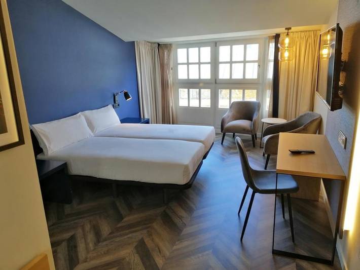 Hôtel pour 2 personnes, avec terrasse à La Corogne - 4