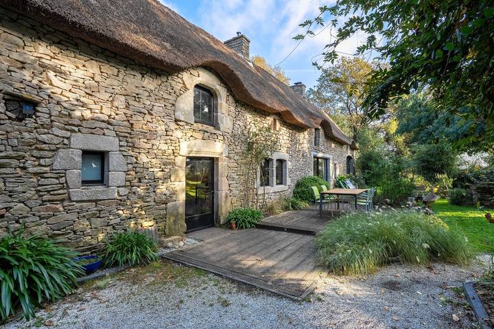 Location de vacances pour 6 personnes, avec Terrasse et Jardin à Brandivy