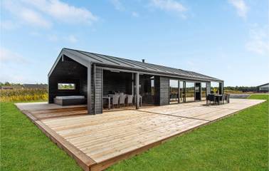 Ferienhaus für 10 Personen, mit Terrasse und Garten, mit Haustier in Bratten