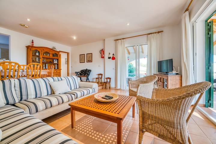 Location de vacances pour 8 personnes, avec jardin à Es Migjorn Gran - 3