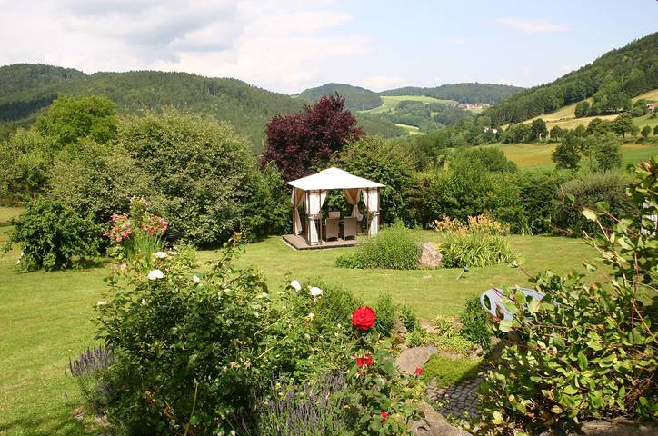 Pension für 2 Personen, mit Balkon/Terrasse und Garten in Schönberg (Bayern) - 4