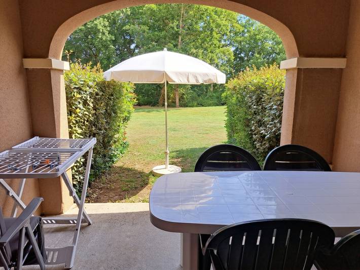 Apartamento entero, Acogedor apartamento en Monflanquin, 31 m² con piscina in Monflanquin, Región de Villeneuve-sur-Lot