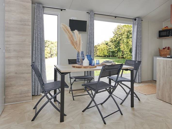 Mobil home pour 4 personnes, avec bassin pour enfant à Surgères - 4
