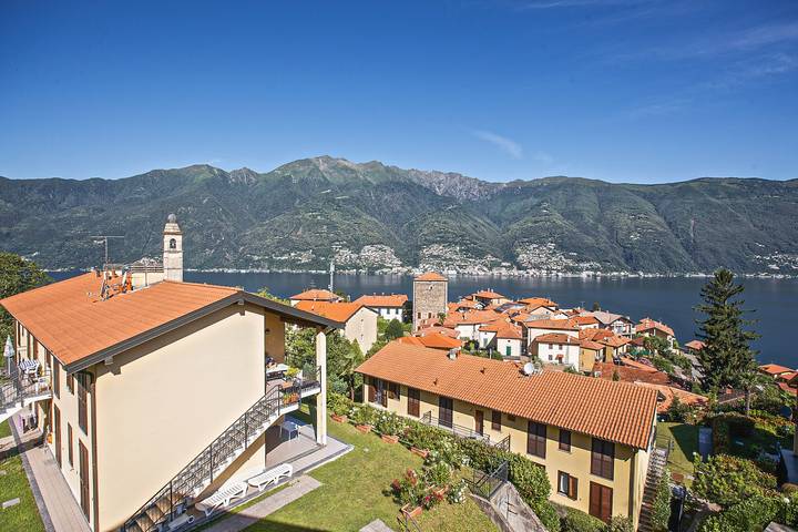 Ferienhaus für 12 Personen, mit Pool und Seeblick sowie Terrasse und Ausblick, mit Haustier am Lago Maggiore - 4