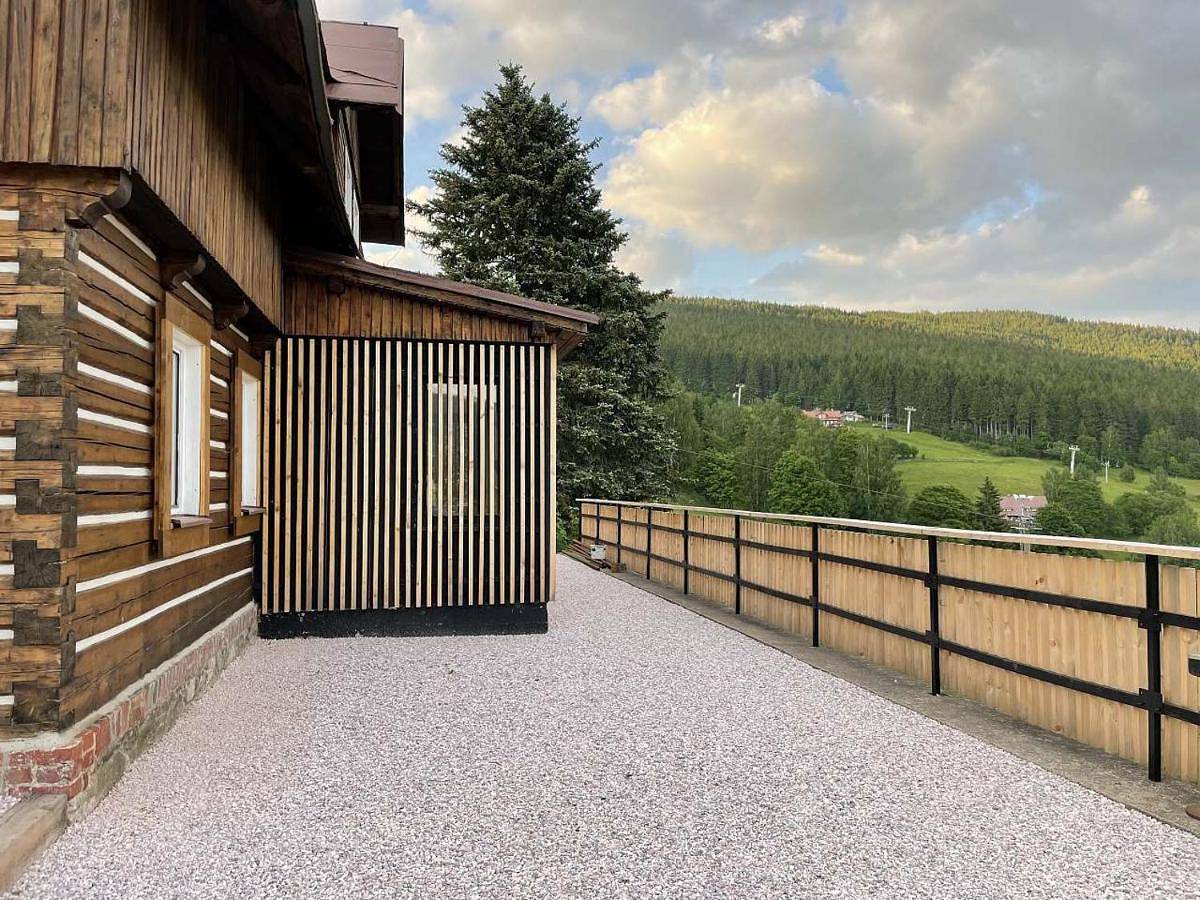Chalet in Pec pod Sněžkou, Region Trautenau
