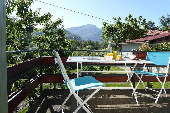 Location de vacances pour 4 personnes, avec jardin à Bagiry