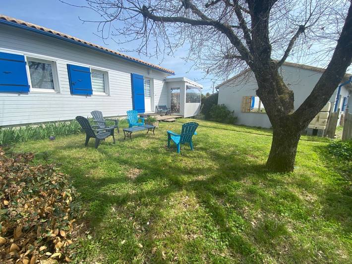 Gîte pour 4 personnes, avec balcon et jardin à Brem-sur-Mer - 2