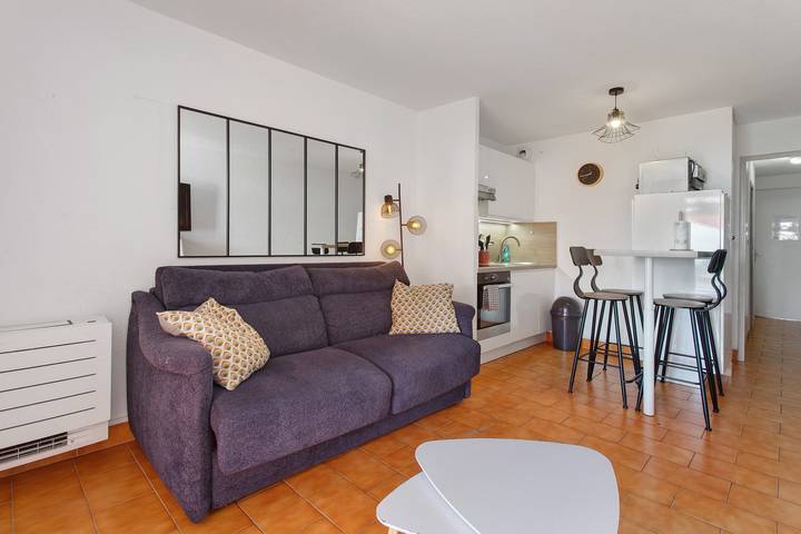 Appartamento intero, Appartamento '2 Pièces Sainte Maxime' con vista mare, piscina e Wi-Fi in La Nartelle, Sainte-Maxime