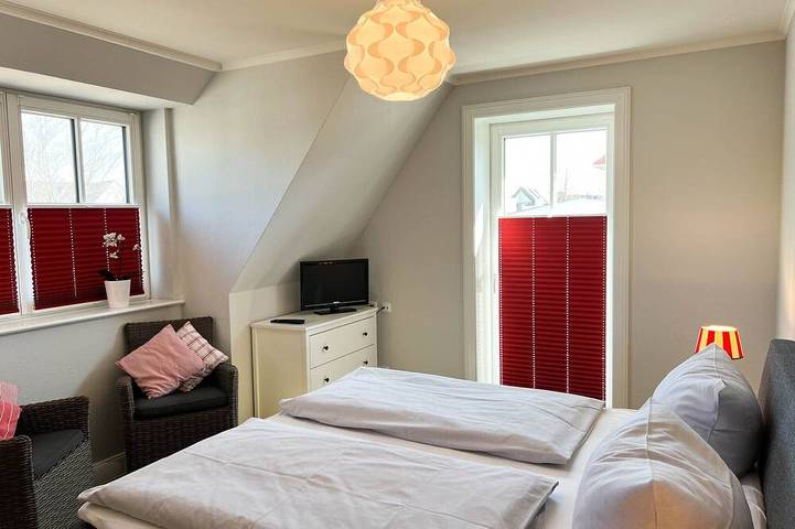 Ganze Wohnung, Wohnen unter Reet - Ferienwohnung für bis zu 4 Personen in Büsum, Kreis Dithmarschen