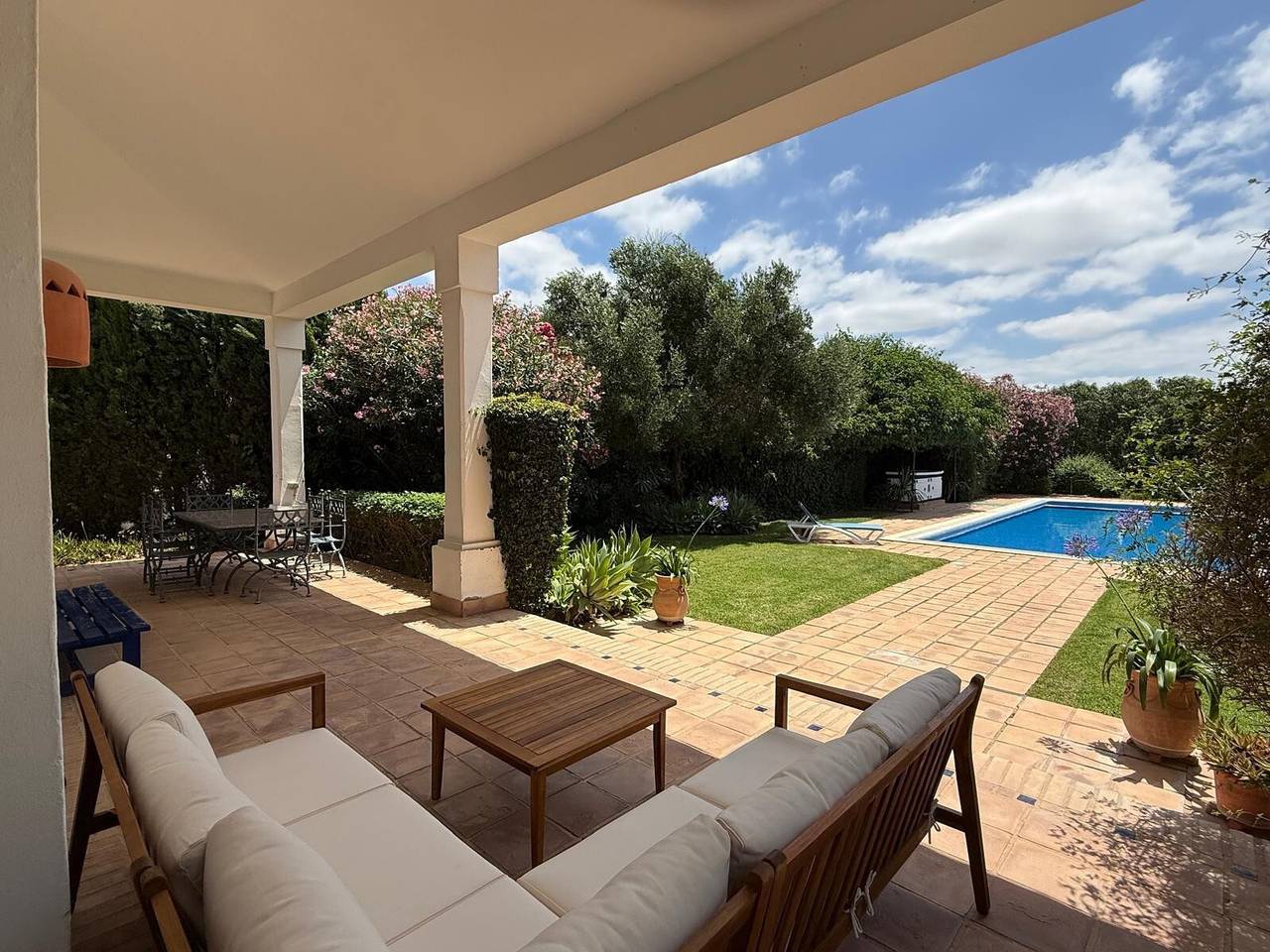 Maison de vacances 'Iris' avec piscine privée, Wi-Fi et climatisation in Benalup-Casas Viejas, Costa de la Luz