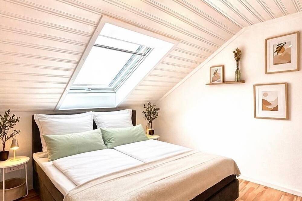 Ganze Wohnung, Panorama-Lodge | 6 Gäste | 2 Balkone | 100 m² in Hemhofen, Franken