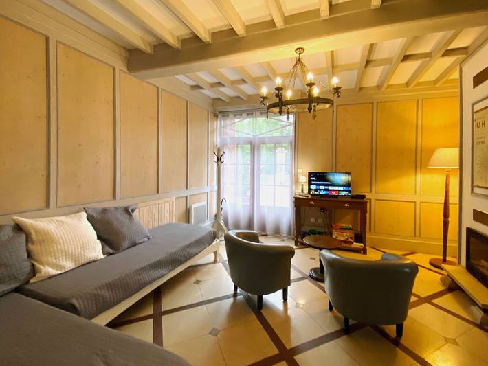 Casa rural en Borgoña con jardín, garaje y mascotas permitidas in Nuits, Región de Avallon