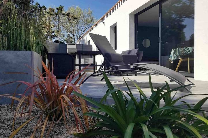 Location de vacances pour 20 personnes, avec jardin et terrasse dans l'Herbaudière - 3