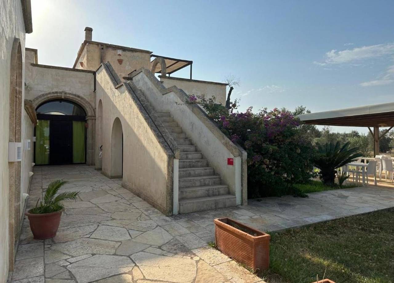 Villa 'Residenze Uliveto - 16' con Piscina in Comune, Terrazza Privata e Aria Condizionata in Nardò (comune), Golfo di Taranto