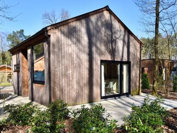 Gîte pour 5 personnes, avec jardin à Zutendaal