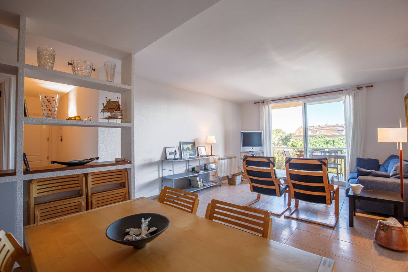 Entire apartment, 220 * Sg 2 A at.1ª in Pals, Costa Brava