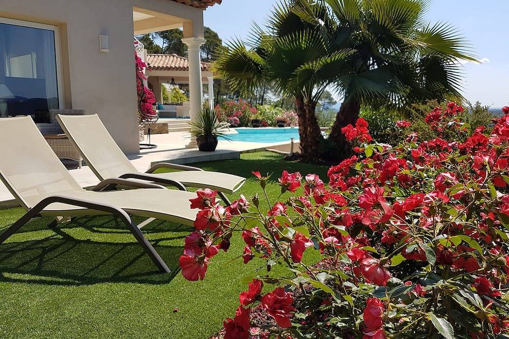 Apartamento entero, Estudio de 35 m2 en la villa cerca de golf St Endreol in La Motte, Region de Draguignan