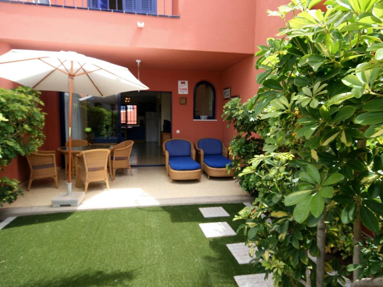 Wunderschönes Ferienhaus im Süden von Gran Canaria mit Garten und gemeinschaftl in Playa de las Meloneras, San Bartolomé de Tirajana