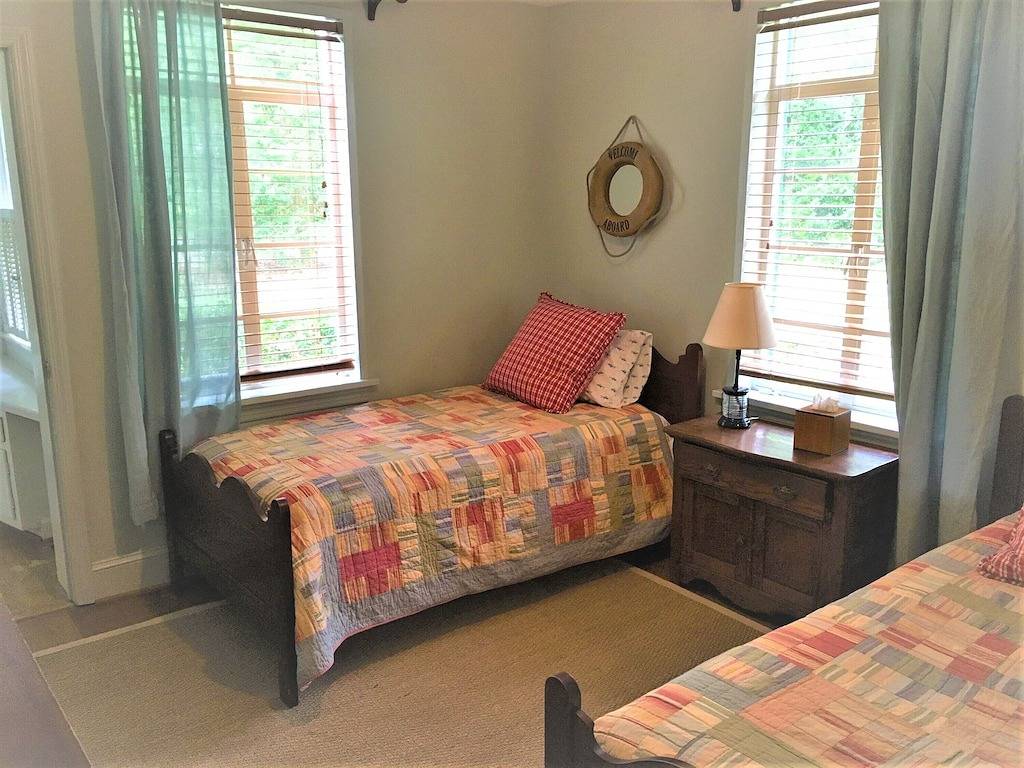 River House looking at the Chesapeake Bay/Monthly Rental in Rappahannock River