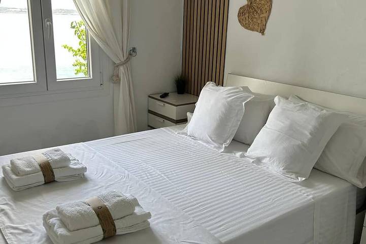 Ganze Wohnung, Wohnung Erste Meereslinie Playas de Fornells in Platja de Fornells, Es Mercadal