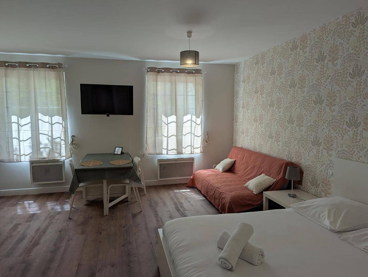Appartement entier, Studio in Périgueux, Périgord Blanc