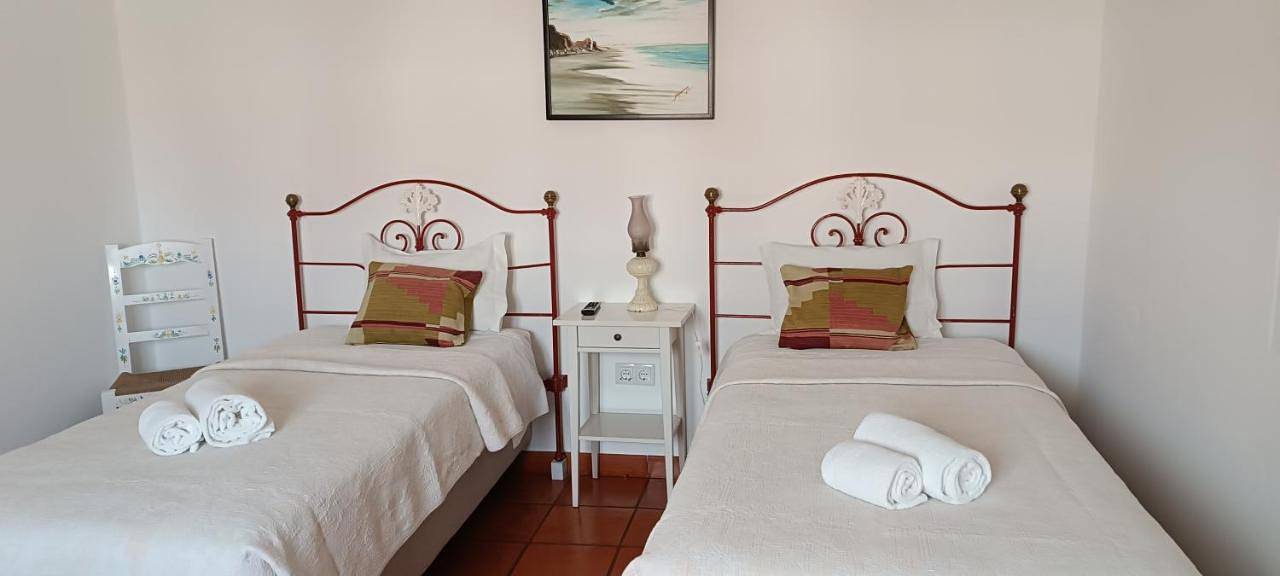 Apartamento de férias inteiro, Casa das Hortências By Alojamentos Vitinho - Vila Nova Milfontes in Vila Nova de Milfontes, Costa Alentejana