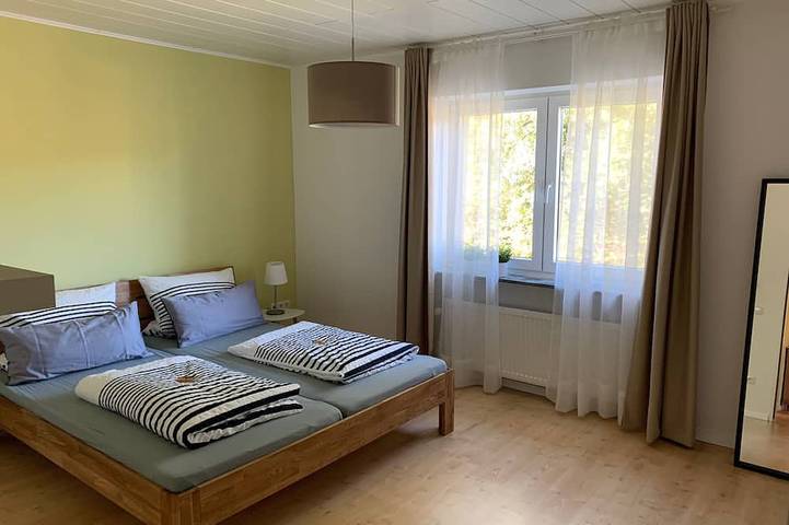 Ferienwohnung für 5 Personen, mit Balkon in Speyer