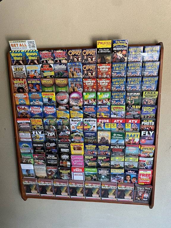 Ganze Wohnung, Schöne erste Etage 2 Schlafzimmer / 2 Bäder Riverfront Condo in Sevierville, Sevier County